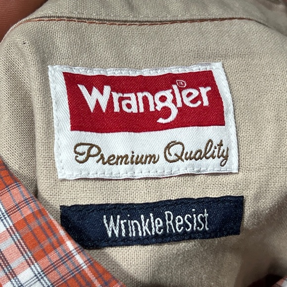 Wrangler Cowboy Rockabilly Wrinkle Resist Plaid Short Sleeve Mens Button Down - Picture 5 of 6